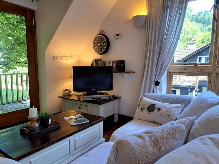 Lydbrook 'Halt Lodge' A Scandinavian Home In An Aonb المظهر الخارجي الصورة